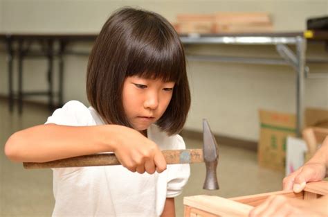 木 工作|夏休み・冬休みにおすすめ！小学生向け木工工作のア。